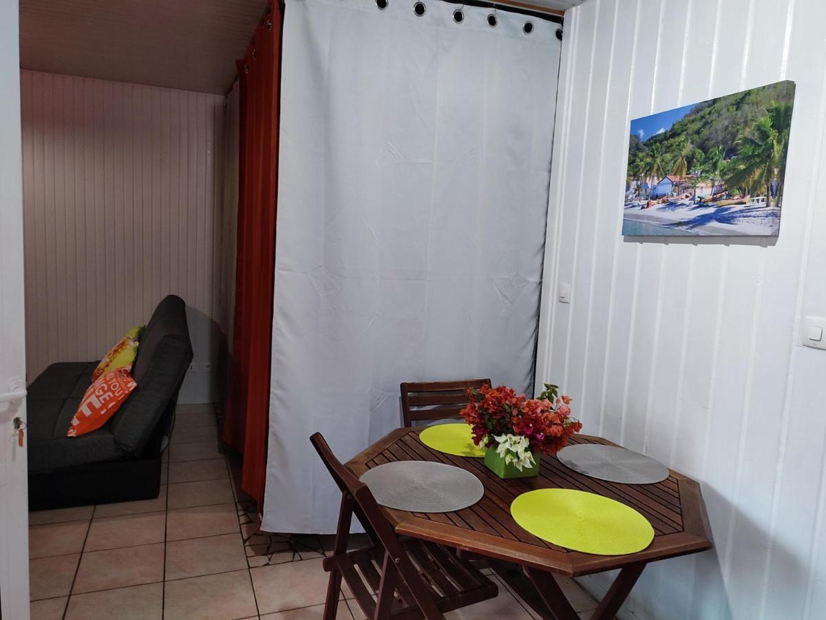 Les Cactus Apartment Bellefontaine ภายนอก รูปภาพ